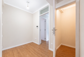 Renovated 3 Bedroom Apartment - Parque da Prelada Renovated 3 Bedroom Apartment - Parque da Prelada