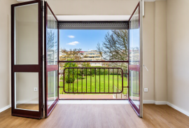 Renovated 3 Bedroom Apartment - Parque da Prelada Renovated 3 Bedroom Apartment - Parque da Prelada
