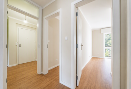 Renovated 3 Bedroom Apartment - Parque da Prelada Renovated 3 Bedroom Apartment - Parque da Prelada