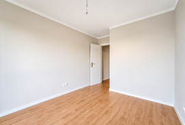 Renovated 3 Bedroom Apartment - Parque da Prelada Renovated 3 Bedroom Apartment - Parque da Prelada