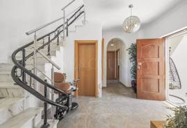 Carvoeiro – 3-bedroom villa with heated pool