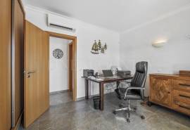 Carvoeiro – 3-bedroom villa with heated pool