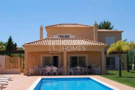 4 Bedroom Villa on Golf Resort - Algarve