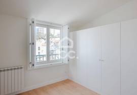 Fantastic apartment 2 bedroom new duplex in the center of the city.