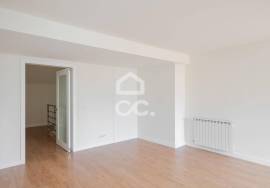 Fantastic apartment 2 bedroom new duplex in the center of the city.