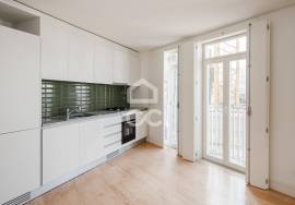 Triplex apartment fully refurbished and equipped in the center of Coimbra.