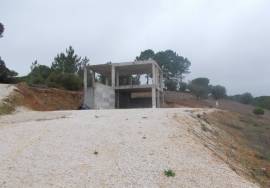 Land of 2,080 m2 with Warehouse Project.