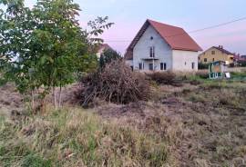 The house is 162.5 sq.m. on the Sheptytsko street