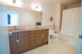 SPACIOUS 1 BEDROOM APARTMENT IN DOWNTOWN PALO ALTO