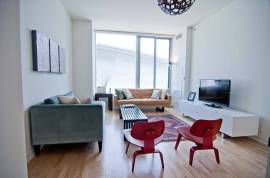 SPACIOUS 1 BEDROOM APARTMENT IN DOWNTOWN PALO ALTO