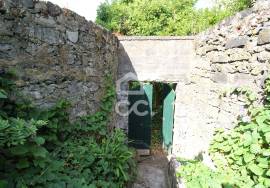 Land with 1,360.00 m2 - Chapels