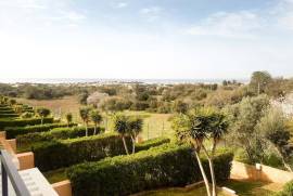 V3 Townhouse in Quiet Area of Albufeira V3 Townhouse in Quiet Area of Albufeira