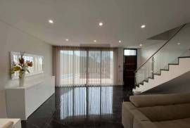 Modern Villa in Albufeira