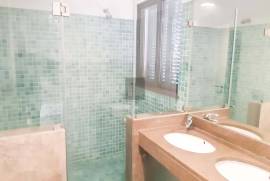 3 bedroom Townhouse in Quiet Area of Albufeira 3 bedroom Townhouse in Quiet Area of Albufeira