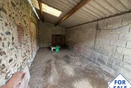 Country House with Outbuilding to Renovate