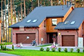 Detached house for rent in Riga, 185.00m2
