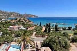 Sea front hotel next to beach, short walk to Agios Nikolaos.