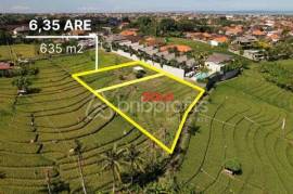 Prime Bali Real Estate Investment Opportunity: Expansive 635m² Land for Sale in Padang Linjong – Echo Beach
