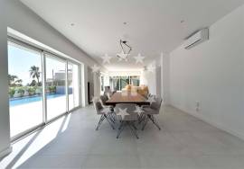 GALE - 4 BEDROOM VILLA - PRIVATE POOL - GARAGE - SEA VIEW GALE - 4 BEDROOM VILLA - PRIVATE POOL - GARAGE - SEA VIEW