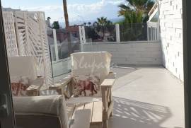 1 Bedroom Bungalow in Holiday Valley Complex For Sale In San Eugenio LP13027