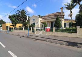 House with 3 Bedrooms and Apartment T1 - Cabouco - Lagoa