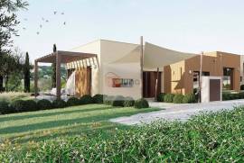 Excellent villa with 2 bedrooms and 2 bathrooms in Golf Resort.