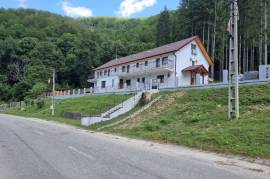 A ONE OF KIND PROPERTY FOR SALE – Private Property in UNESCO domain – Valley of the Kings in Hunedoara County,
