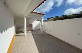 House 4 Bedrooms in Ericeira