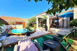 Pleasant Single Storey Villa With 3 Bedrooms On A 571 M2 Plot With Terrace And Pool