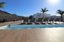 Luxury Villa With Pool And Views Luxury Villa With Pool And Views