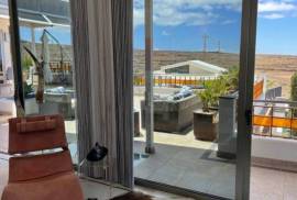 Outstanding Luxury Villa + 3 Apartments