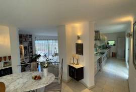 Outstanding Luxury Villa + 3 Apartments