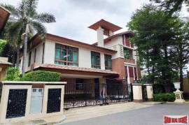 Baan Sansiri Sukhumvit 67 | 4 Bedrooms Detached House for Rent in Phra Khanong Area of Bangkok