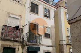 Building with 5 refurbished T0 apartments in Alfama, Lisbon