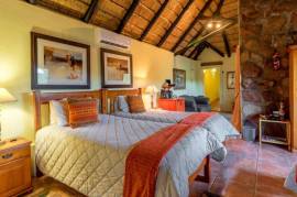 Luxury 16 Bed Lodge For Sale in Ohrigstad Limpopo South