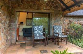 Luxury 16 Bed Lodge For Sale in Ohrigstad Limpopo South