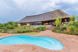 Luxury 16 Bed Lodge For Sale in Ohrigstad Limpopo South