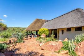 Luxury 16 Bed Lodge For Sale in Ohrigstad Limpopo South