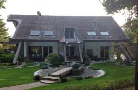 Luxury 5 Bed Villa For Sale in Almese Turin Italy