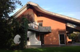 Luxury 5 Bed Villa For Sale in Almese Turin Italy