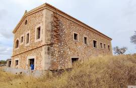 2 PLOTS WITH PROJECT AND LICENSE IN CAMPOS, MALLORCA