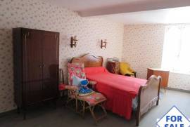 Country House in Great Location
