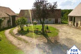 Detached Country House with Outbuildings