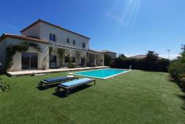 Detached Villa With Pool And Breathtaking Views