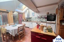 Period Property in Historic Heart of Town