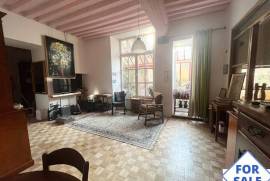 Period Property in Historic Heart of Town
