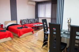 NIce apartment for RENT 10 mInutes to the Svoboda square