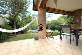 American style house with pool and private garden in Vilafortuny - Cambrils (Costa Dorada)