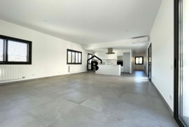 Spectacular brand new design house in Tarragona (Costa Daurada)