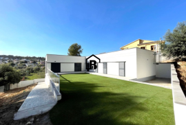Spectacular brand new design house in Tarragona (Costa Daurada)